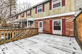 707 Fairway Ave Unit 707, Turners Falls, MA 01376