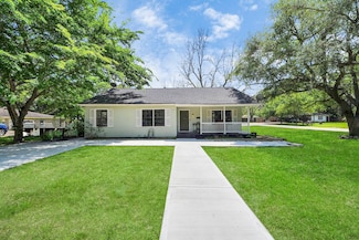 600 Old Galveston Rd, Alvin, TX 77511