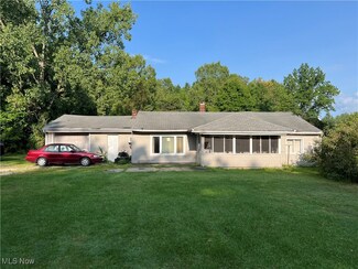 15046 Marks Rd, Columbia Station, OH 44028