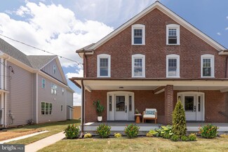 26 Lee Ave, Bryn Mawr, PA 19010