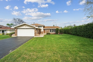 10443 S 82nd Ct, Palos Hills, IL 60465
