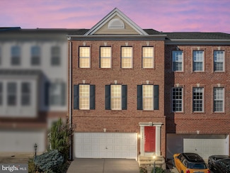6886 Boothe Ln, Haymarket, VA 20169