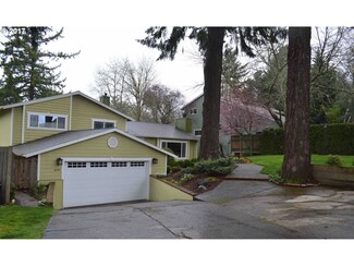 4695 SW Flower Place, Portland, OR 97221
