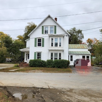14 Dinsmore St, Skowhegan, ME 04976