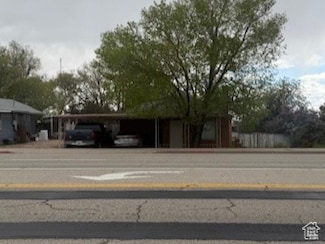 388 N Main St, Monticello, UT 84535