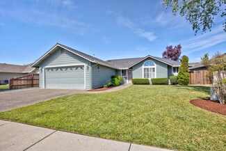 1654 Nunnwood Ln, Grants Pass, OR 97527