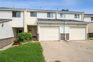 51 29th Avenue Dr SW Unit 3, Cedar Rapids, IA 52404