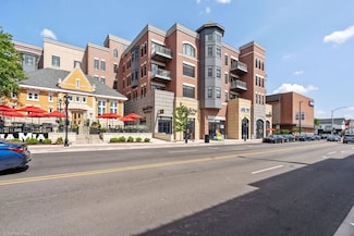 110 S Washington St Unit 400, Naperville, IL 60540