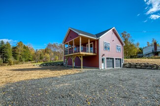 26 Grand View Ave, Rangeley, ME 04970