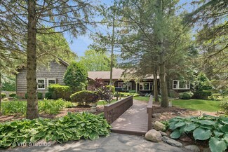 2N965 Francis Rd, Maple Park, IL 60151