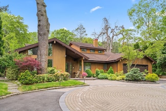 67 Karol Place, Jericho, NY 11753