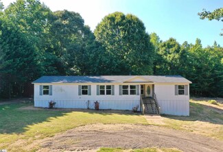 155 Shanel Dr, Woodruff, SC 29388
