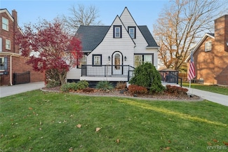 17 S Shore Blvd, Buffalo, NY 14218