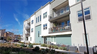 26976 Prospector Rd Unit 201, Valencia, CA 91381