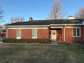 2706 Apache Rd, Grand Island, NE 68801