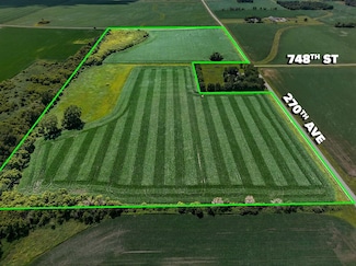 10440 County Rd V, Hayfield, MN 55940