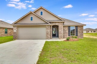 3270 E Blue Heron Dr, Lake Charles, LA 70615