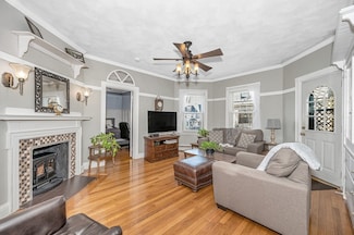 40 Huntington St Unit A, Lowell, MA 01852