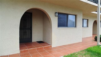 4321 Country Club Blvd Unit 105, Cape Coral, FL 33904