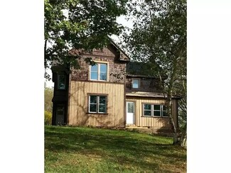 307 Roupe Rd, Eighty Four, PA 15330