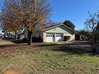 2028 Ruby Rd, Irving, TX 75060