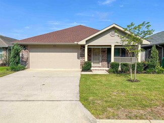 4225 Hazelhurst Dr, Pace, FL 32571
