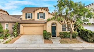 5704 N Tangerine Way, Fresno, CA 93722