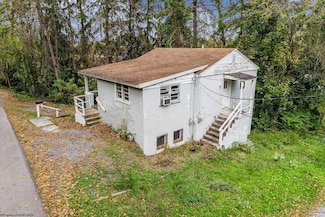 225 Waverly St, Morgantown, WV 26505