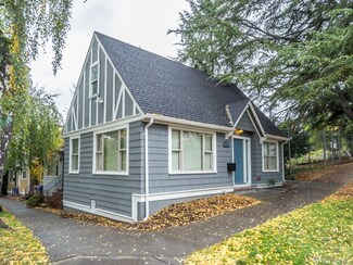 4015 8th Ave NE, Seattle, WA 98105