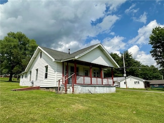 7 Hedgehog Ln, Bradford, PA 16701