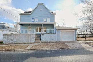 1324 Lafayette St, Saint Joseph, MO 64503