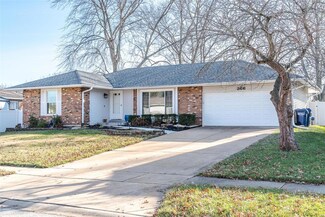 366 Messina Dr, Ballwin, MO 63021