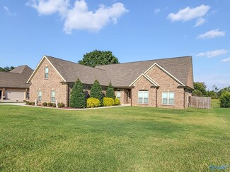 14812 Wildwood Dr, Athens, AL 35613