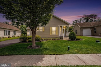 604 Blue Bell Springs Dr, Blue Bell, PA 19422