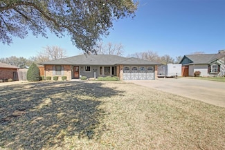 1704 High Mesa Dr, Cleburne, TX 76033