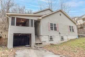 3306 Springhaven St, Catlettsburg, KY 41129