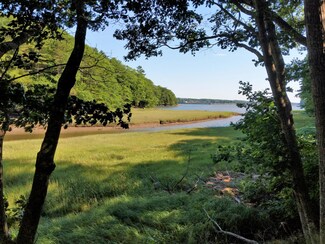 291 Federal St, Wiscasset, ME 04578