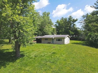 115 E Chester Dr, Ellettsville, IN 47429