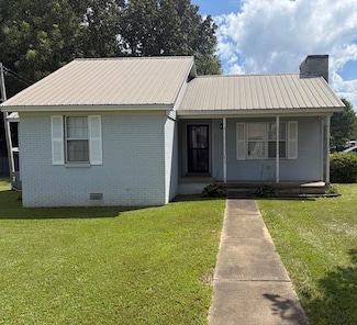 217 Lynn St, Adamsville, TN 38310