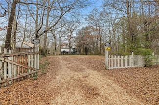 67135 Oil Field Rd, Kentwood, LA 70444