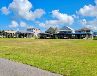 104 Junior Ln, Port Sulphur, LA 70083