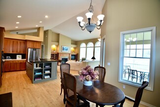 13258 Derryglenn Ct, Rosemount, MN 55068