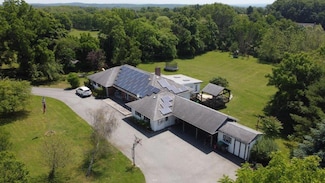 420 S Plank Rd, Westtown, NY 10998