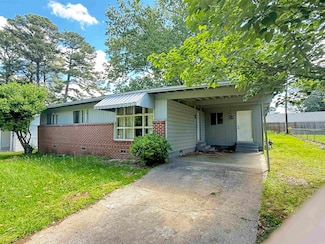 13 Wanda Ln, Little Rock, AR 72209