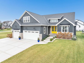 4861 Prairie School Dr, Hobart, WI 54155