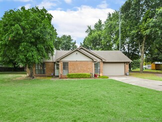 164 Cedar Ln, Ardmore, OK 73401