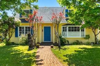 1530 Gates St, Eureka, CA 95501
