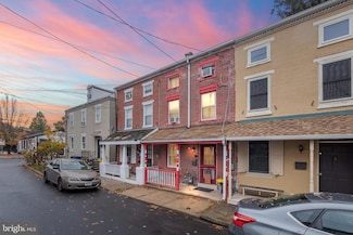 76 Coryell St, Lambertville, NJ 08530