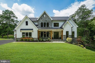 10801 Mason Hunt Ct, Reston, VA 20190