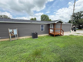 1020 Glezen St, Petersburg, IN 47567